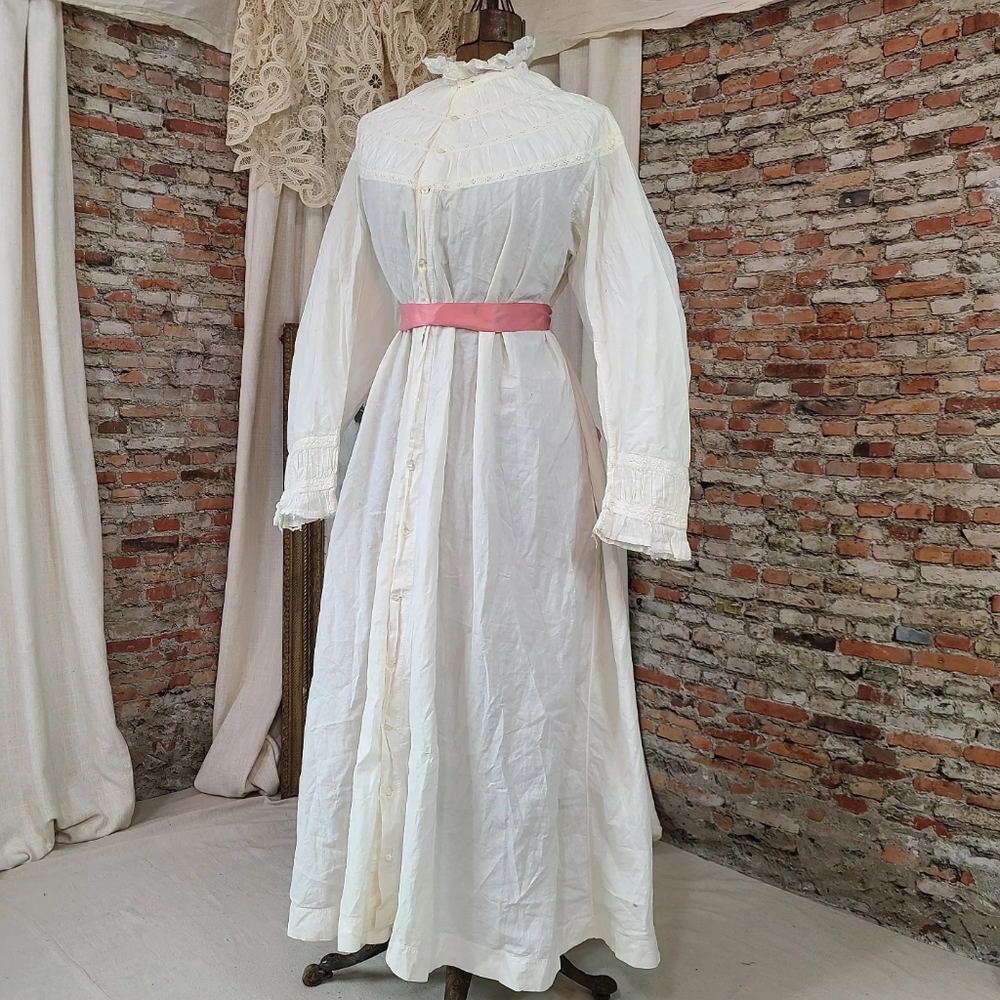 Antique 1850s 1860s White Nightgown Civil War Era Cotton Robe Eyelet Drop Sleeve